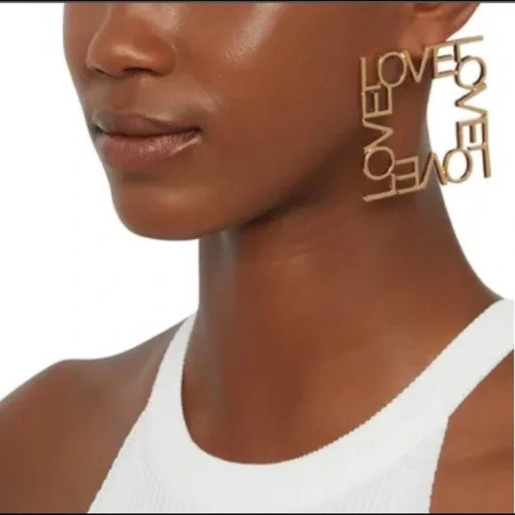 Women’s Oversized Exaggerated Letter Stud Earrings