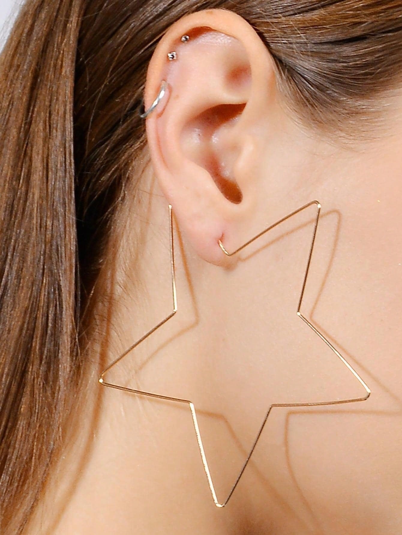 Women’s Hollow Five-Pointed Star Earrings Gold